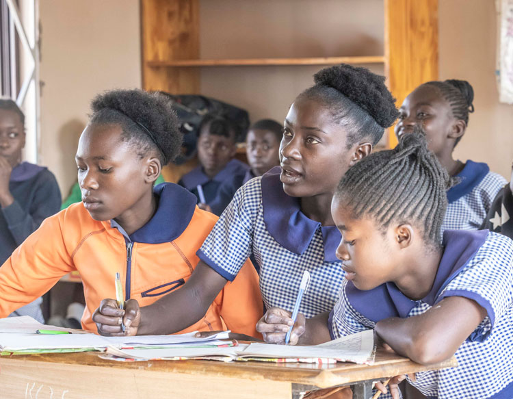 Zambia-Schoolchildren-3